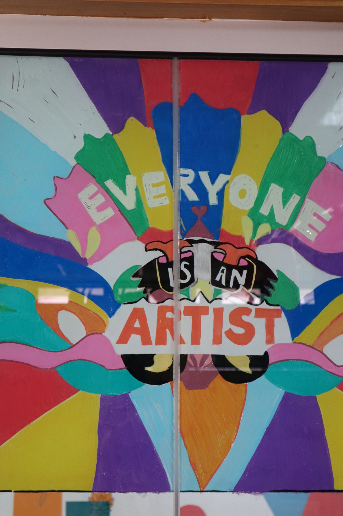 Everyone is an artist mural